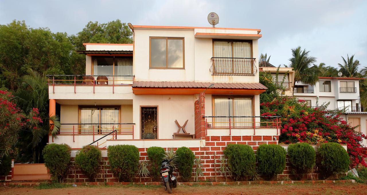 Abhishek Beach Resort And Spa Ganpatipule Exterior photo